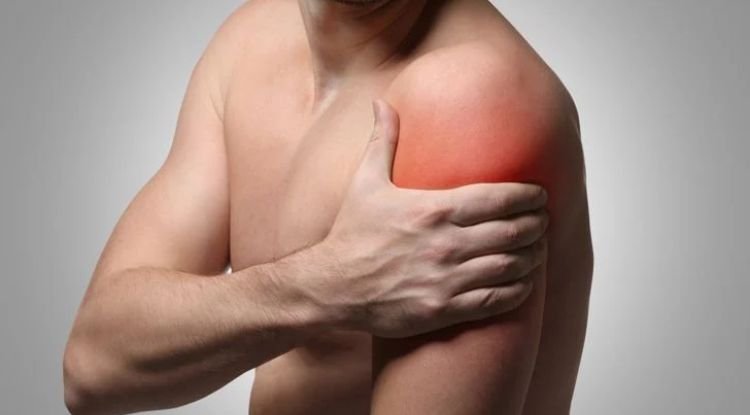 Dislocated Shoulder Symptoms